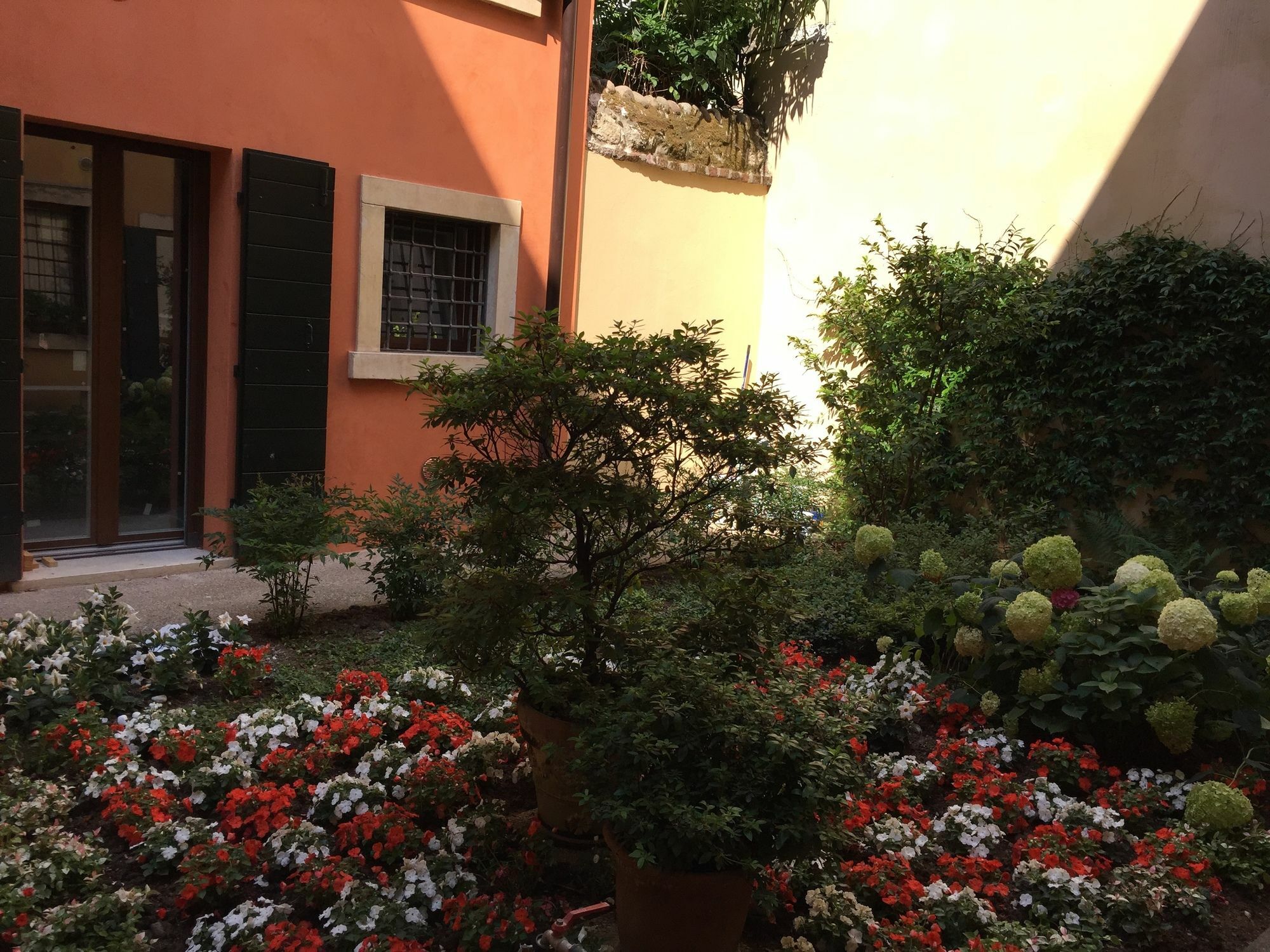 L'Angolino Nascosto Verona Exterior foto